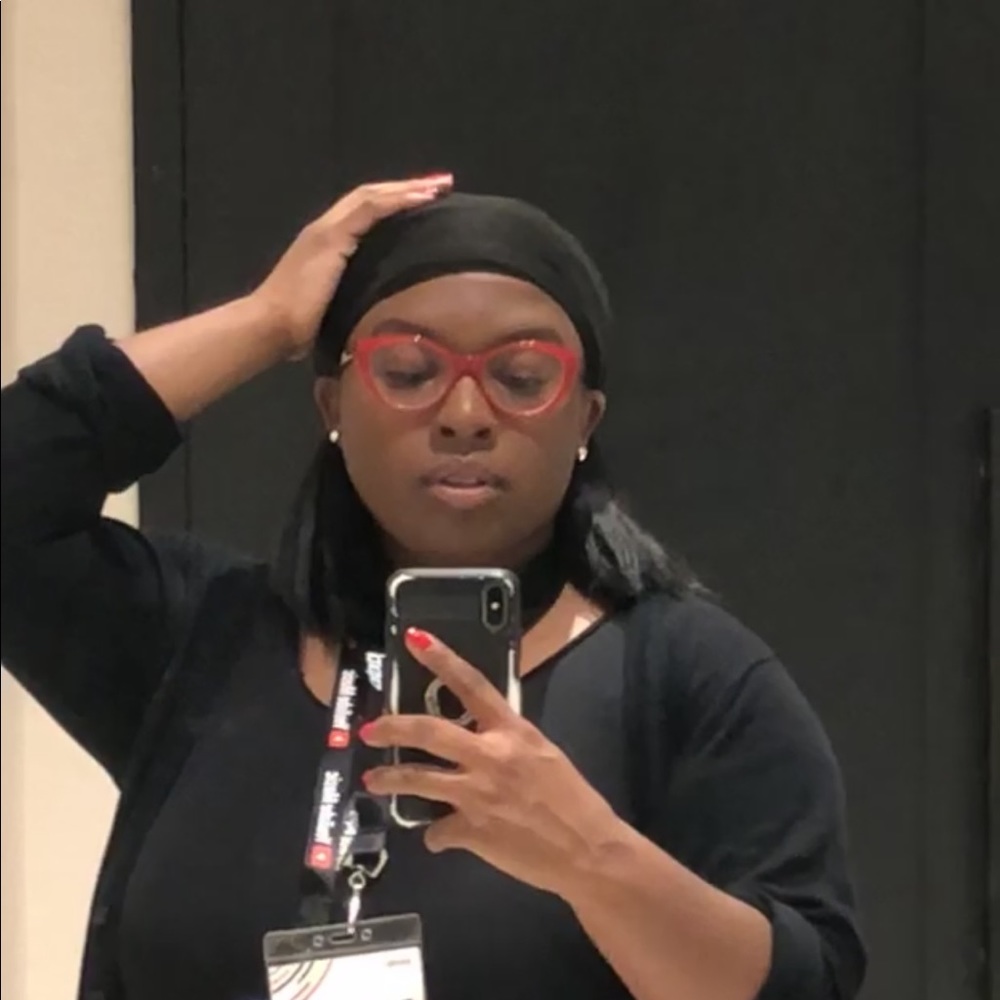 Meet your Posher, Raven